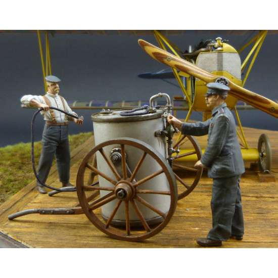 Aviattic ATTRES018 1/32 WW1 German Large Fuel Cart resin