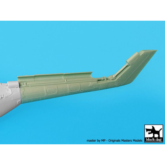 Black Dog A48032 1/48 Westland Lynx AH 7 tail for Airfix