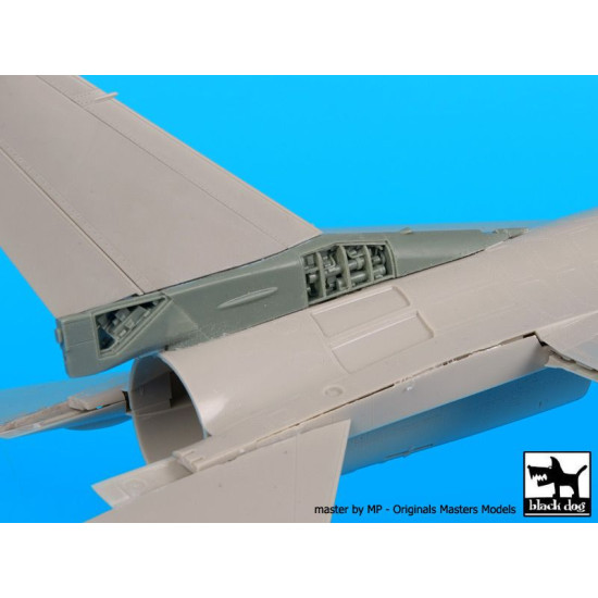 Black Dog A48079 1/48 F-16 C tail electronics for Tamiya