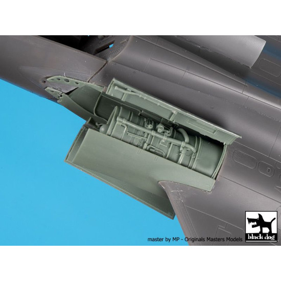 Black Dog A48182 1/48 Blackburn Buccaneer left engine for Airfix