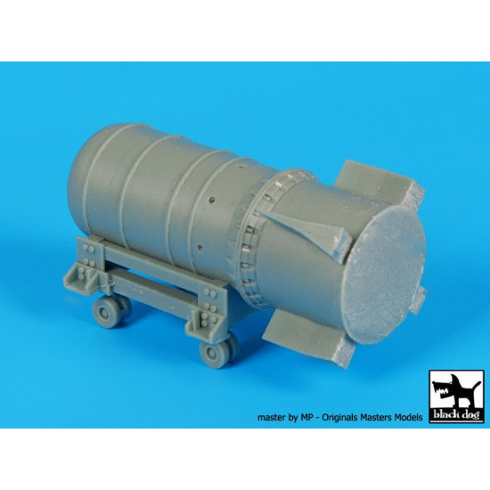 Black Dog A72038 1/72 Atom bomb Mark 36