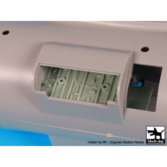Black Dog A72043 1/72 C-130 wheel bays for Italeri