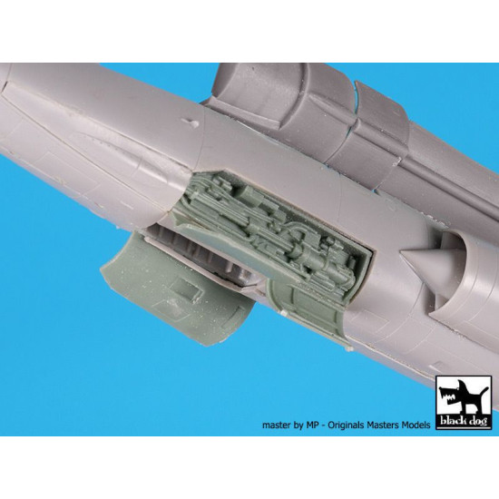 Black Dog A72106 1/72 F-104 Starfighter electronics + engine for Hasegawa Black Dog A72106 1/72 F-104 Starfighter electronics + engine for Hasegawa