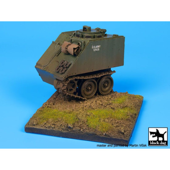 Black Dog D35033 1/35 Destroyed M 113 base