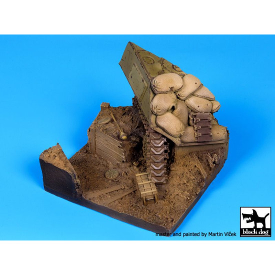 Black Dog D35045 1/35 Destroyed Sherman base
