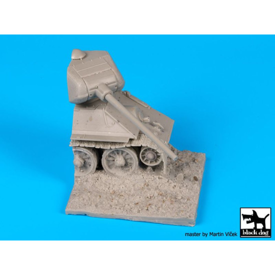 Black Dog D35064 1/35 Destroyed T 34 base