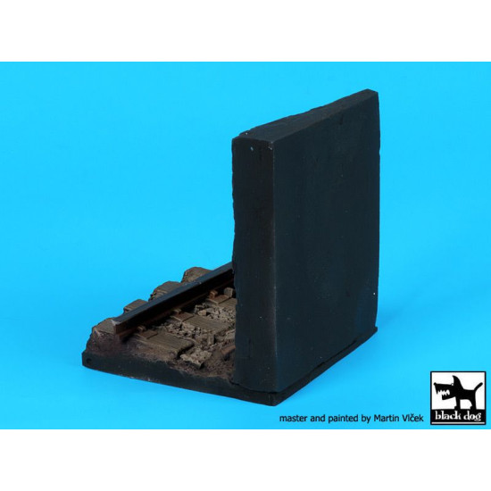 Black Dog D35098 1/35 Wall with rail base