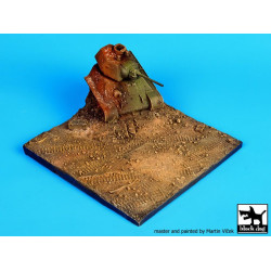 Black Dog D72004 1/72 Destroyed T34 base