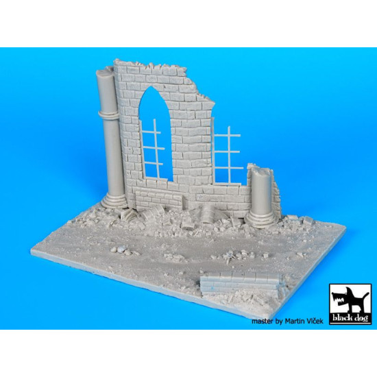 Black Dog D72016 1/72 Cathedral ruin base