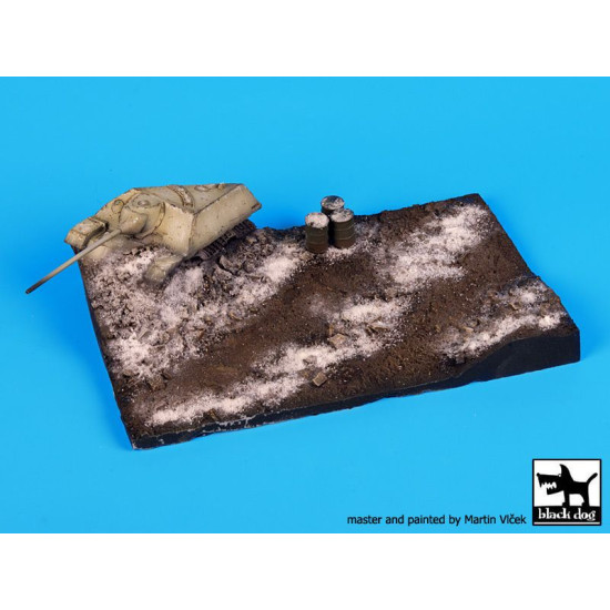 Black Dog D72021 1/72 Destroyed Jagdpanzer base