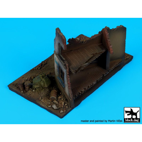 Black Dog D72023 1/72 Street with house ruin N