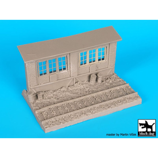 Black Dog D72030 1/72 Railway station base