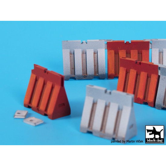 Black Dog D72040 1/72 Plastic roadblocks Black Dog D72040 1/72 Plastic roadblocks