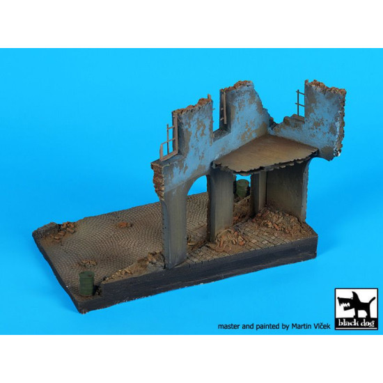 Black Dog D72048 172 House ruin Europe #2 base