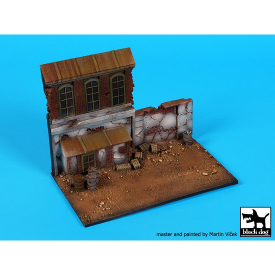 Black Dog D72058 1/72 Factory hall base