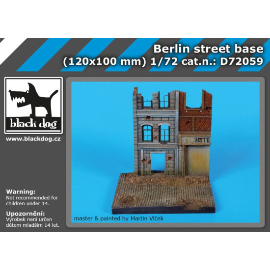 Black Dog D72059 1/72 Berlin street base