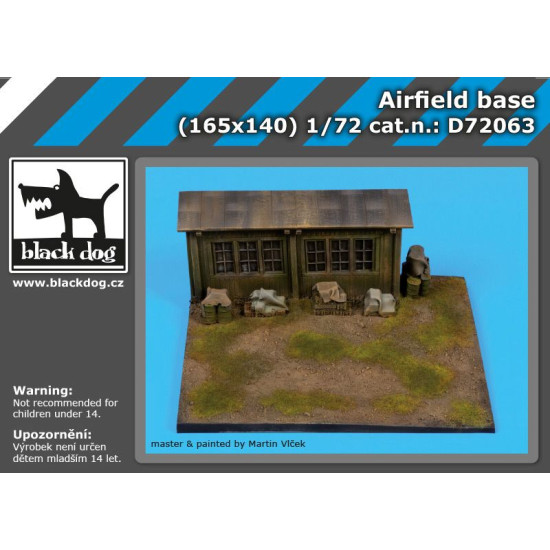 Black Dog D72063 1/72 Airfield base