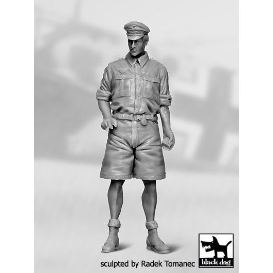 Black Dog F32049 1/32 German Luftwaffe pilot Africa 1940-1945 #1