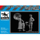 Black Dog F32096 1/32 Lady with umbrella+boy with airplane+british pilot WW I