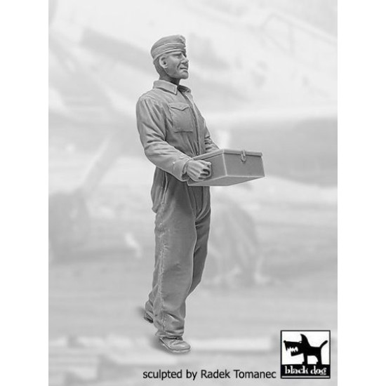 Black Dog F32119 1/32 Luftwaffe mechanic personnel #3