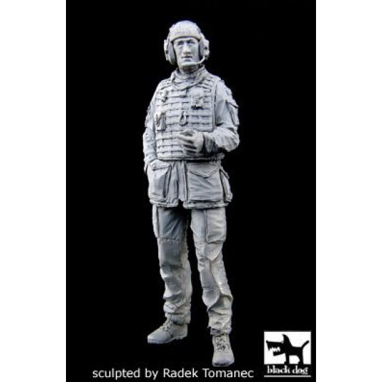 Black Dog F35043 1/35 German tank crew in Afghanistan #2