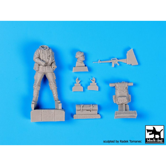 Black Dog F35088 1/35 British Marinesplus Argentine soldier big set