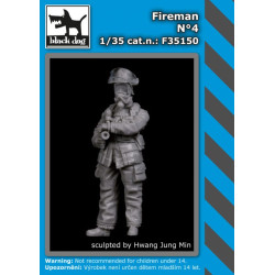 Black Dog F35150 1/35 Fireman #4