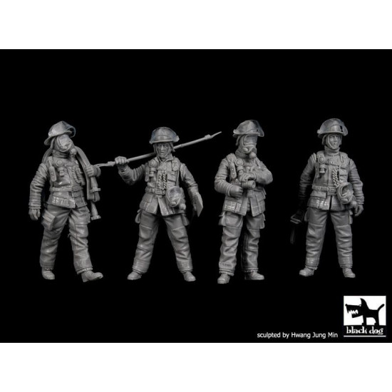 Black Dog F35153 1/35 Firemen big set