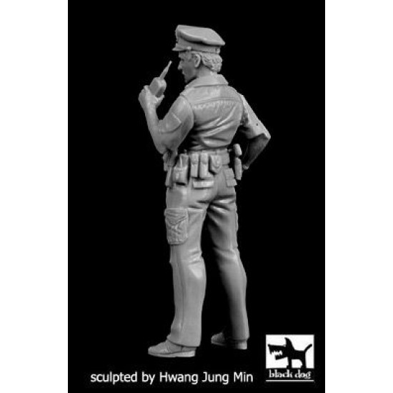 Black Dog F35168 1/35 N.Y. Policeman