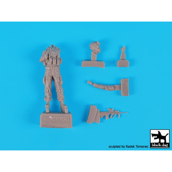 Black Dog F35180 1/35 Australian modern soldier #2 Black Dog F35180 1/35 Australian modern soldier #2