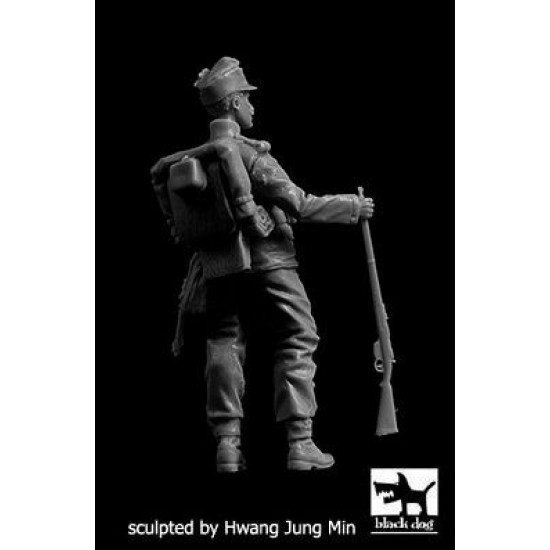 Black Dog F35235 1/35 Austro - Hungarian infantryman #1 Black Dog F35235 1/35 Austro - Hungarian infantryman #1