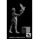 Black Dog F35248 1/35 British soldier with pigeon #2
