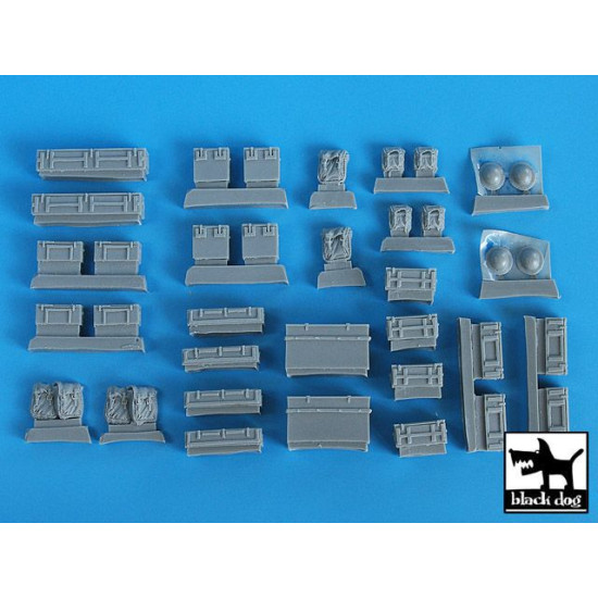 Black Dog T35021 /35 British equipment accessories set