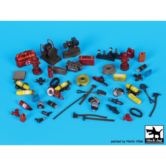 Black Dog T35144 1/35 Firefighters equipment accessories set