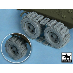 Black Dog T48049 1/48 US 2 1/2 ton Cargo Truck Traction devices for Tamiya 32548, 42 resin parts