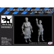 Black Dog T48059 1/48 Grandmother and grandson