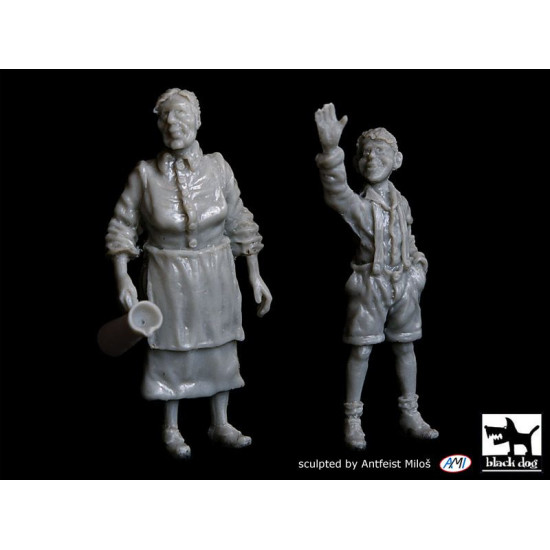 Black Dog T48059 1/48 Grandmother and grandson