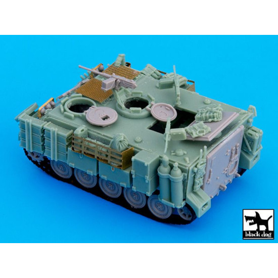 Black Dog T72032 1/72 IDF M113 Command vehicle conversion set for Trumpeter