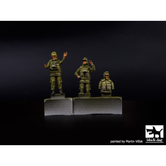 Black Dog T72053 1/72 German modern tank crew