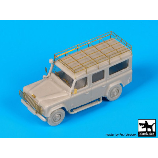 Black Dog T72088 1/72 Land Rover110