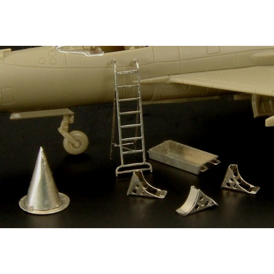 Brengun BRL144036 1/144 MIG-21 maintenance accessories PE parts for EDUARD kit