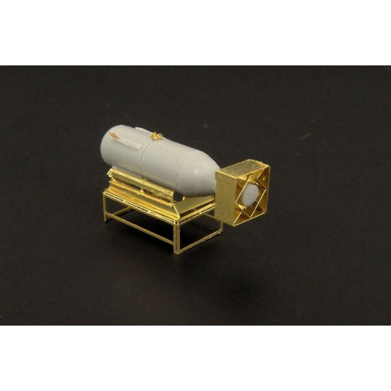 Brengun BRL144078 1/144 Little Boy - A bomb Resin-PE kit of U.S. atomic ...