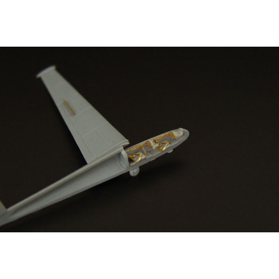 Brengun BRL144133 1/144 LET L-13 Blaník 2pcs PE set for MARK I kit