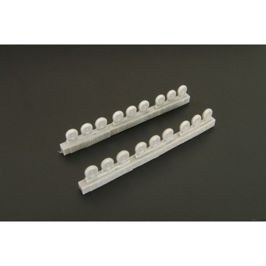 Brengun BRL144142 1/144 Spitfire wheels set of tires and spokes resin 3 types