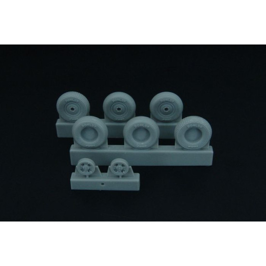 Brengun BRL48097 1/48 Spitfire 4 spoke wheels set (3 types of tires) resin set