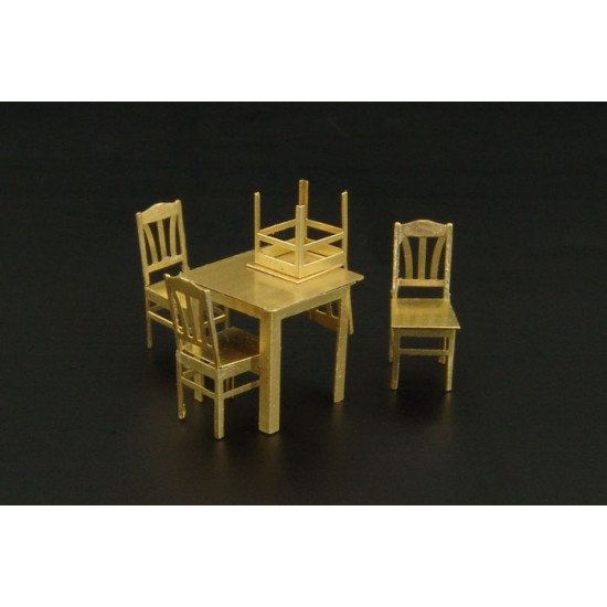 Brengun BRL72013 1/72 Table and chairs PE table and chairs kit