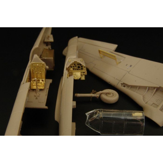 Brengun BRL72133 1/72 A-36 Apache PE set for Brengun kit