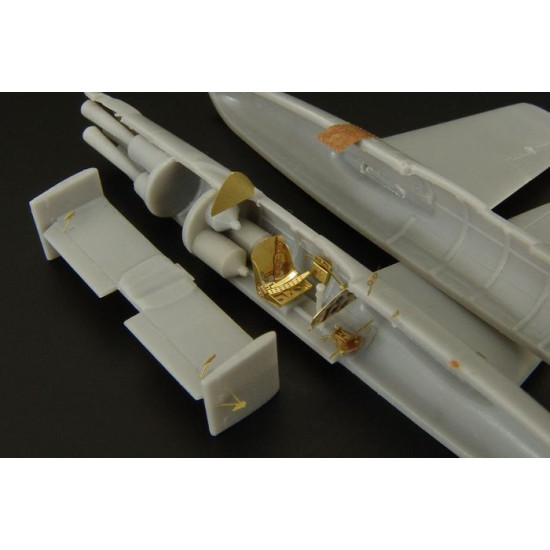 Brengun BRL72136 1/72 Yokosuka MXY7 Ohka model 11 PE set for Brengun kit Brengun BRL72136 1/72 Yokosuka MXY7 Ohka model 11 PE set for Brengun kit