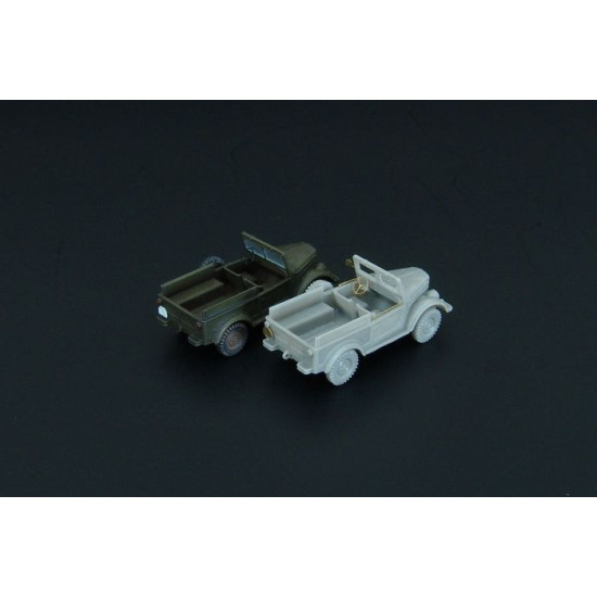 Brengun BRS144036 1/144 GaZ-69 resin kit of soviet light truck