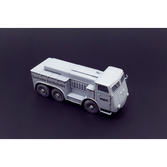 Brengun BRS144045 1/144 Kaelble Z6R resin kit of german heavy truck